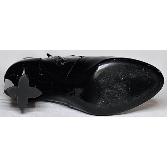Louis Vuitton Silhouette Ankle Boot in Black Patent Leather - Picture 7 of 13